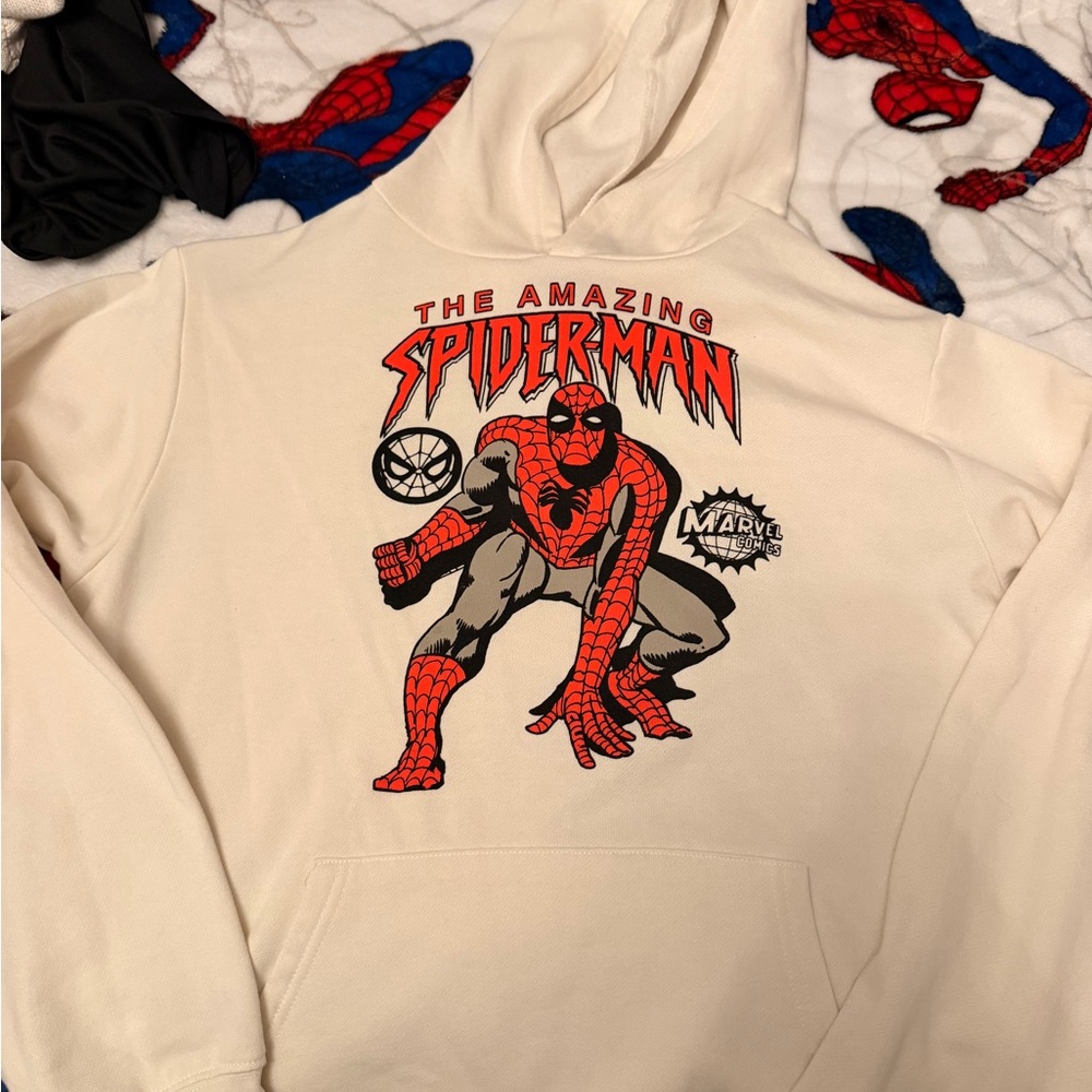 Marvel Men’s Cream The Amazing Spider-Man Crewneck Sweatshirt